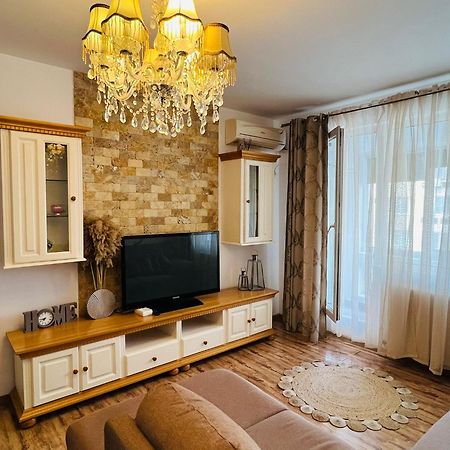 Apartament Naty Apartment Bucureşti Ngoại thất bức ảnh